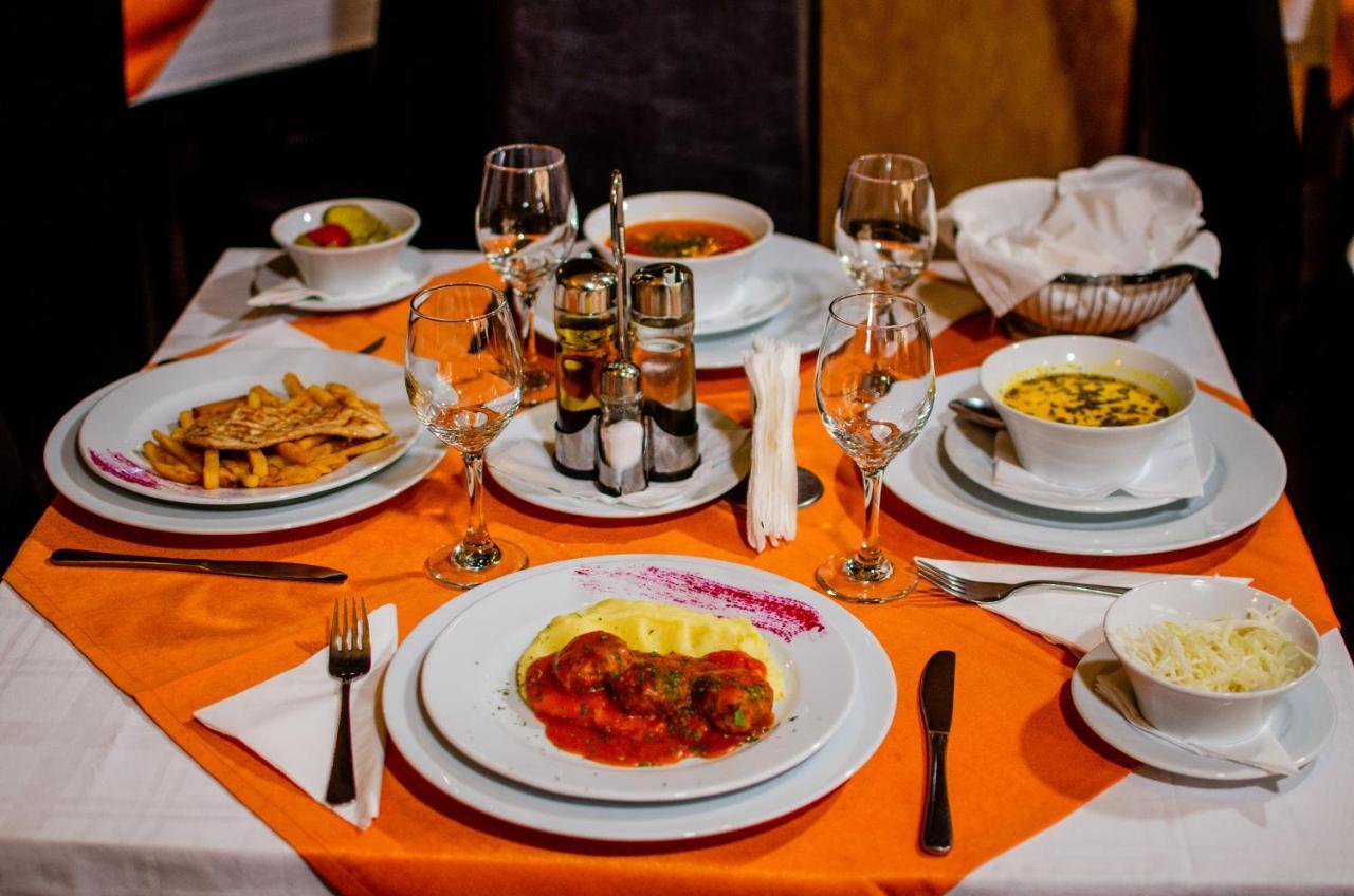 Hotel Davos Deva Dış mekan fotoğraf